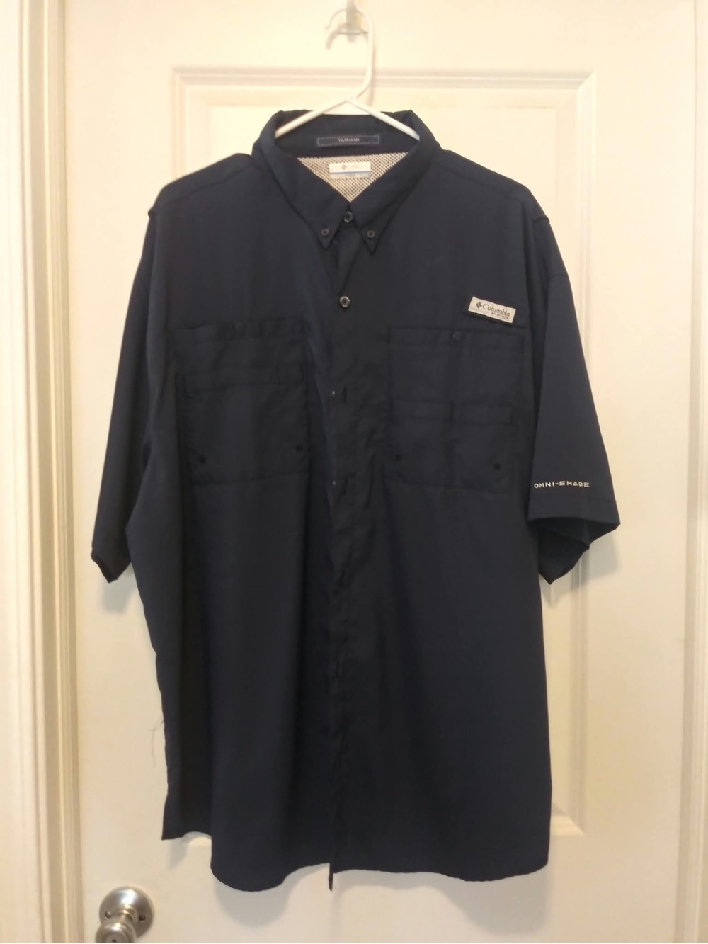 Columbia Short Sleeve Button-Down Shirt - Dark Blue